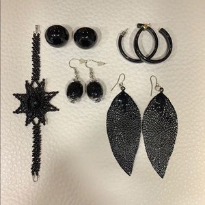 Lot of black jewelry